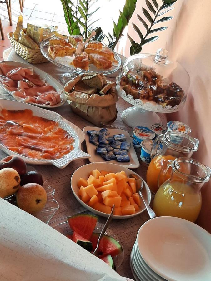 Agriturismo Calendiluna Luni Екстериор снимка
